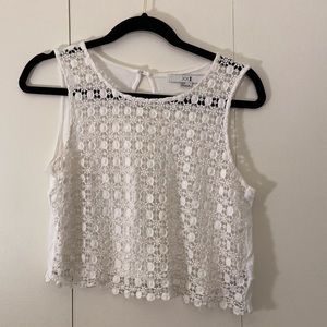 ✨5 FOR 35$✨ White crop top